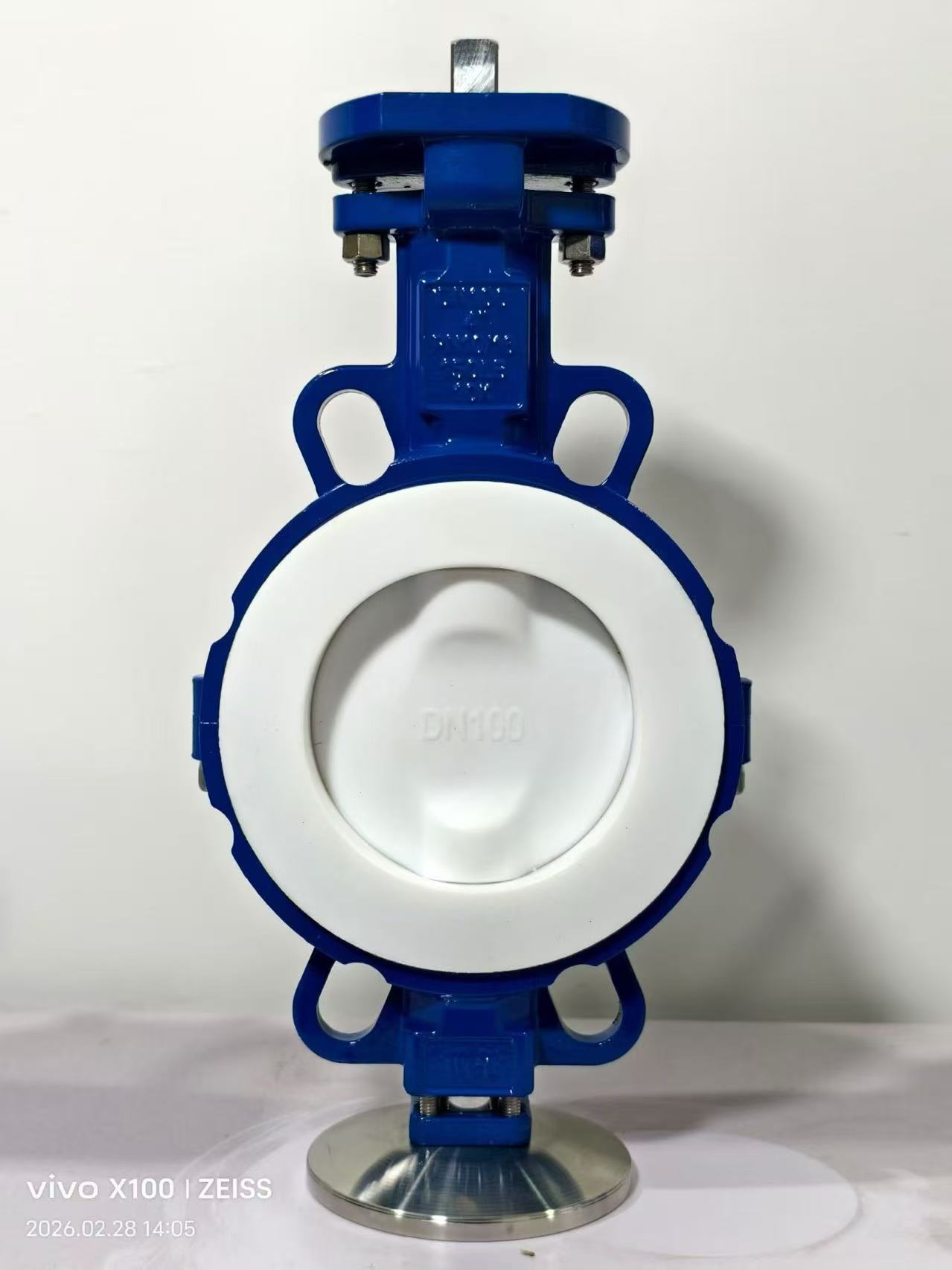 衬氟蝶阀怎么选？适用介质、结构特点、安装维护及常见问题详解